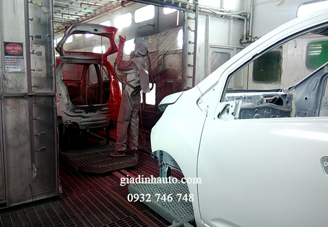 lựa chọn đúng xưởng sơn là yếu tố quyết định chất lượng sơn của xe lựa chọn đúng xưởng sơn là yếu tố quyết định chất lượng sơn của xe