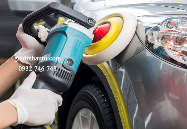 đánh bóng sơn xe ô tô để tạo lớp sáng bóng cho xe đánh bóng sơn xe ô tô để tạo lớp sáng bóng cho xe