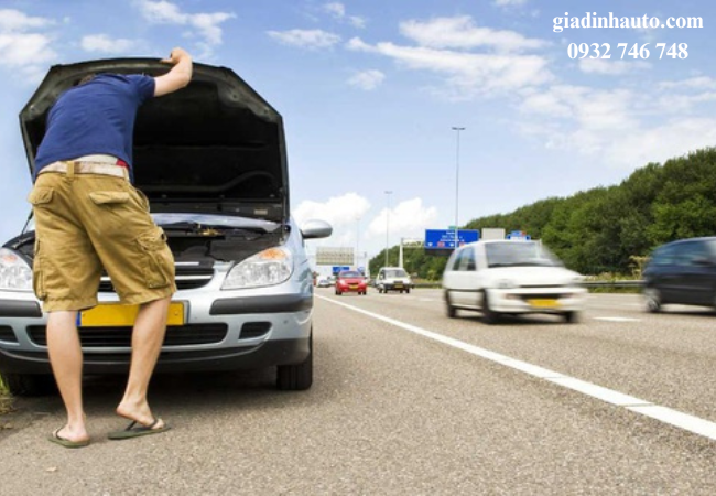 Bảo dưỡng động cơ rất quan trọng để tránh những sự cố không mong muốn khi di chuyển xa trong dịp Tết. Bảo dưỡng động cơ rất quan trọng để tránh những sự cố không mong muốn khi di chuyển xa trong dịp Tết.