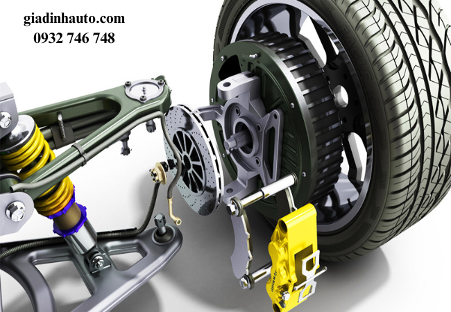 Nếu phanh bị mòn gây nguy cơ tai nạn cao, đặc biệt là trong các chuyến đi dài vào dịp Tết. Nếu phanh bị mòn gây nguy cơ tai nạn cao, đặc biệt là trong các chuyến đi dài vào dịp Tết.