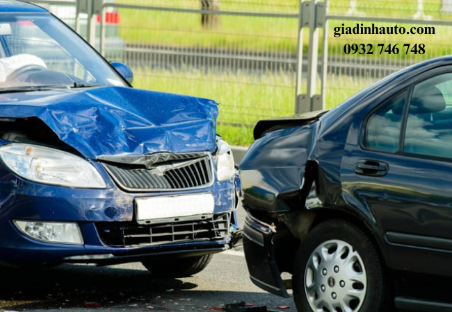 Việc sử dụng xe ô tô trong các chuyến đi xa dễ gặp phải một số lỗi có thể gây nguy hiểm Việc sử dụng xe ô tô trong các chuyến đi xa dễ gặp phải một số lỗi có thể gây nguy hiểm