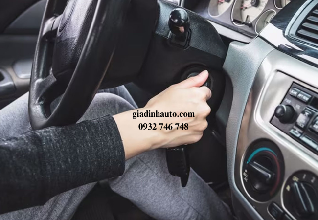 Nếu không có kế hoạch di chuyển trong suốt kỳ nghỉ Tết, hãy nhớ khởi động xe ít nhất 2-3 lần mỗi tuần Nếu không có kế hoạch di chuyển trong suốt kỳ nghỉ Tết, hãy nhớ khởi động xe ít nhất 2-3 lần mỗi tuần