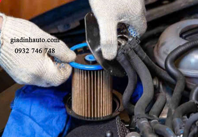 bên cạnh việc thay bơm xăng cũng nên để ý thay các bộ phận liên quan trên xe bên cạnh việc thay bơm xăng cũng nên để ý thay các bộ phận liên quan trên xe