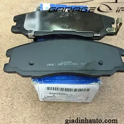 Má phanh trước xe captiva