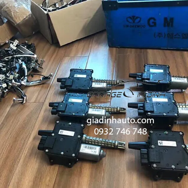 CỤM MÔ TƠ ĐIỀU KHIỂN PHANH TAY ĐIỆN CAPTIVA C140
