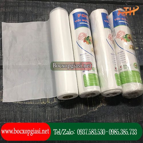 Túi đựng thực phẩm dạng cuộn tiện lợi cho các cửa hàng, siêu thị Túi đựng thực phẩm dạng cuộn tiện lợi cho các cửa hàng, siêu thị