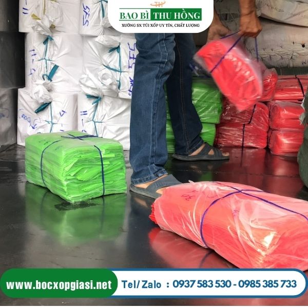 Bao Bì Thu Hồng hỗ trợ giao túi hột xoài tận nơi, đúng hẹn Bao Bì Thu Hồng hỗ trợ giao túi hột xoài tận nơi, đúng hẹn