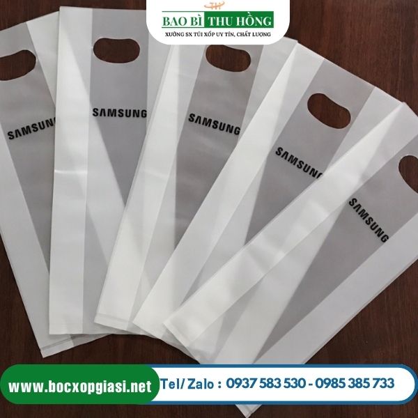 in logo lên túi đựng phụ kiện điện thoại in logo lên túi đựng phụ kiện điện thoại