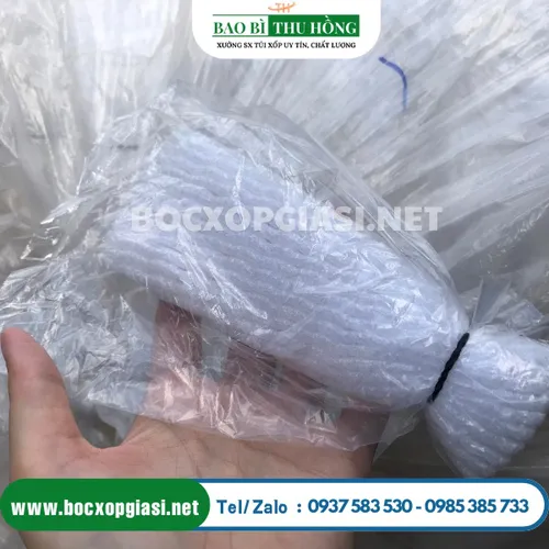 Xốp lưới bọc ổi màu trắng