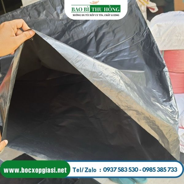 Túi đựng rác công nghiệp HD đen không quai Túi đựng rác công nghiệp HD đen không quai