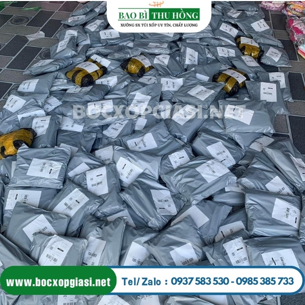 Túi niêm phong được các shop online rất ưu chuộng để đóng gói hàng hóa Túi niêm phong được các shop online rất ưu chuộng để đóng gói hàng hóa