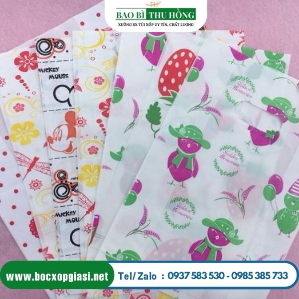 Bao bì Thu Hồng cung cấp nhiều mẫu túi in sẵn giá rẻ cho mọi cửa hàng Bao bì Thu Hồng cung cấp nhiều mẫu túi in sẵn giá rẻ cho mọi cửa hàng