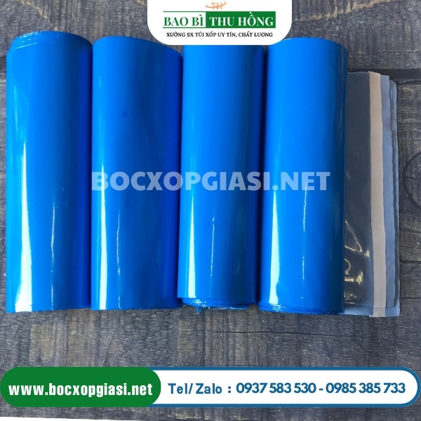 Túi niêm phong được sản xuất từ nhựa pe sáng bóng, đẹp mắt Túi niêm phong được sản xuất từ nhựa pe sáng bóng, đẹp mắt