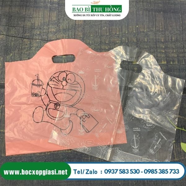 Túi đựng trà sữa 2 ngăn in sẵn họa tiết bắt mắt thu hút khách hàng Túi đựng trà sữa 2 ngăn in sẵn họa tiết bắt mắt thu hút khách hàng
