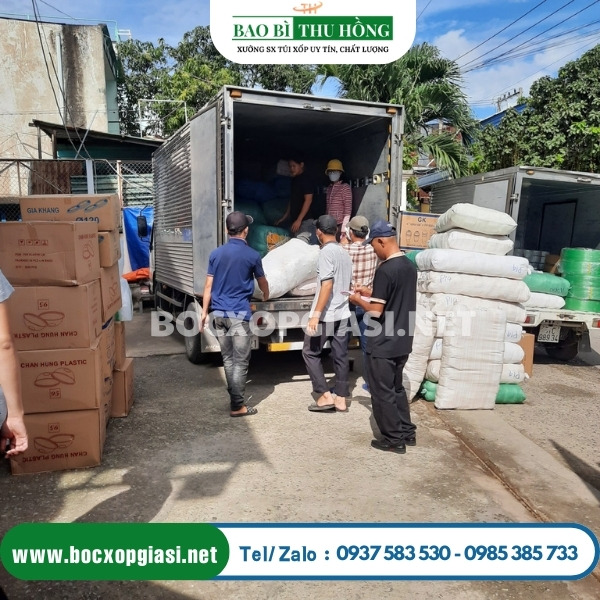 Thu Hồng chuyên sỉ túi xốp trắng các loại giá rẻ tại TpHCM Thu Hồng chuyên sỉ túi xốp trắng các loại giá rẻ tại TpHCM