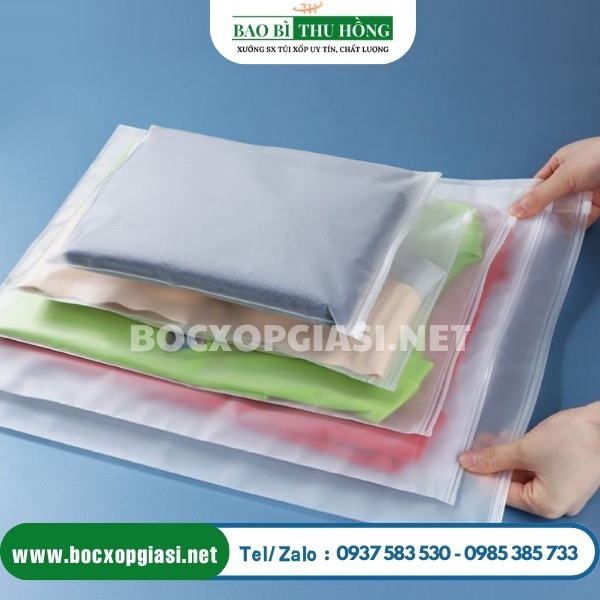 Túi zip khóa kéo phục vụ nhu cầu đóng gói quần áo Túi zip khóa kéo phục vụ nhu cầu đóng gói quần áo