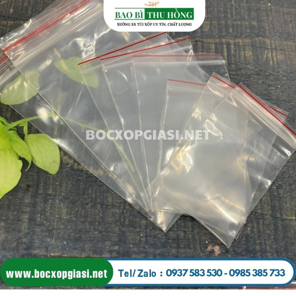 Túi zipper trong chỉ đỏ đa dạng kích thước Túi zipper trong chỉ đỏ đa dạng kích thước