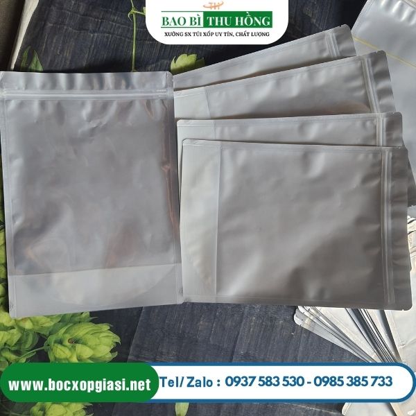 Túi zipper 2 mặt bạc phù hợp với nhiều loại thực phẩm Túi zipper 2 mặt bạc phù hợp với nhiều loại thực phẩm