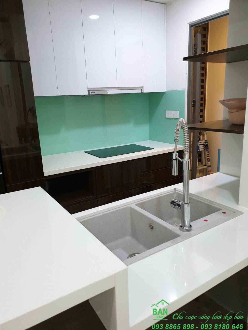 Công trình thực tế thi công tủ bếp Acrylic