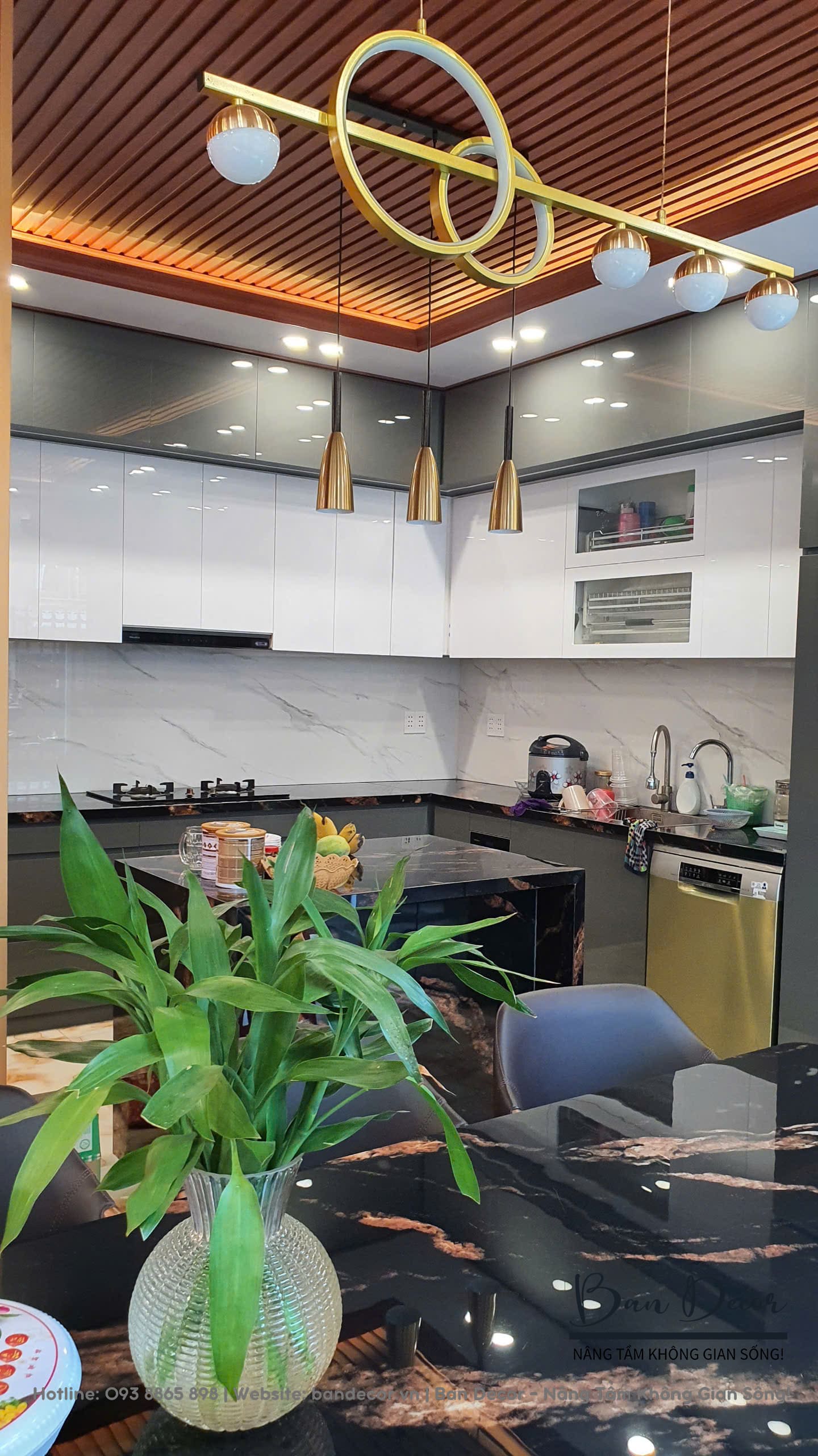 Công trình thực tế thi công tủ bếp Acrylic