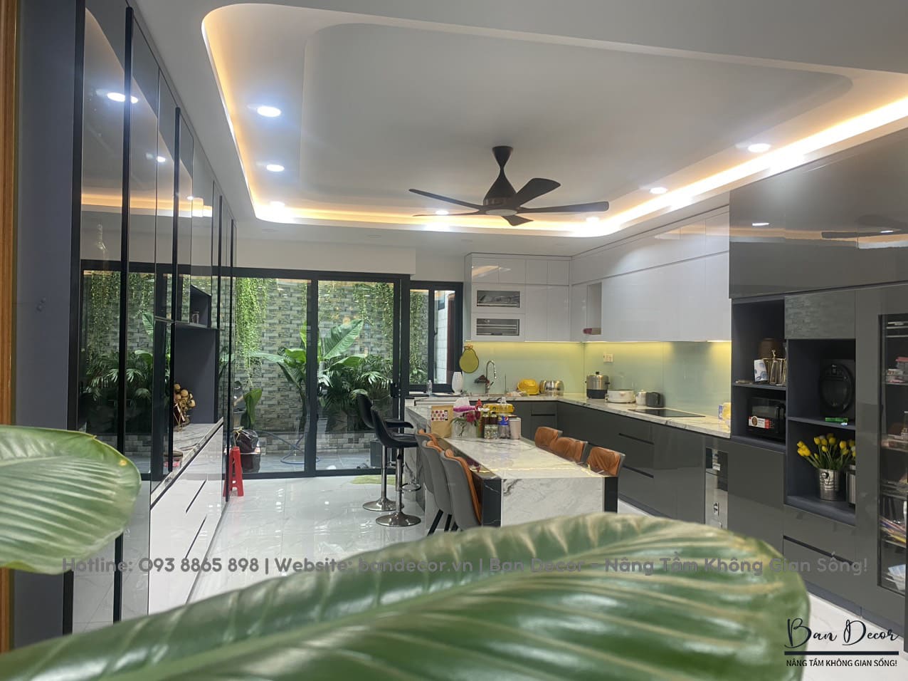 Công trình thực tế tủ bếp Acrylic