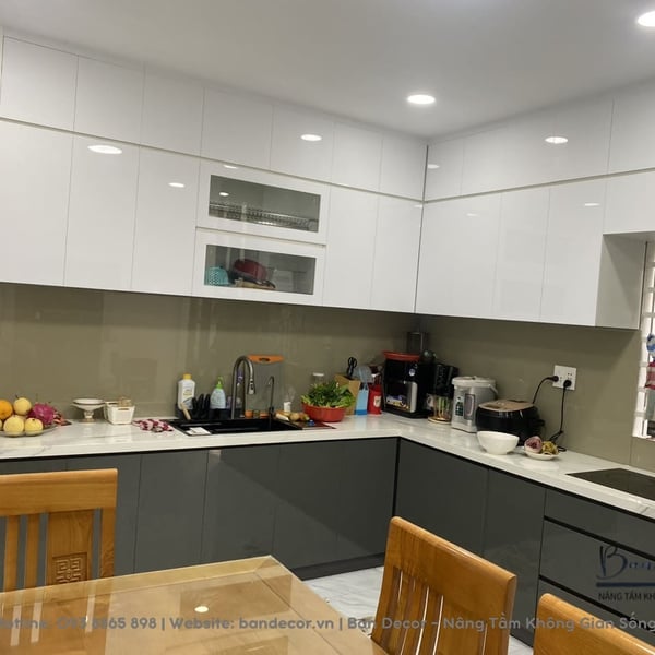 CÔNG TRÌNH THỰC TẾ TỦ BẾP ACRYLIC - TA 02