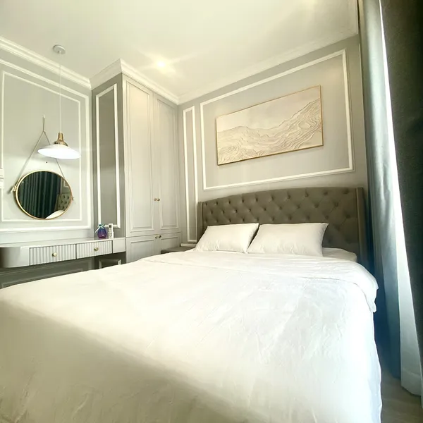 ANH LOUIS NGUYỄN - QUẬN 9