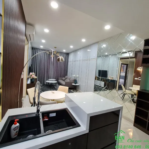 CHỊ SƯƠNG NGUYỄN - QUẬN 4