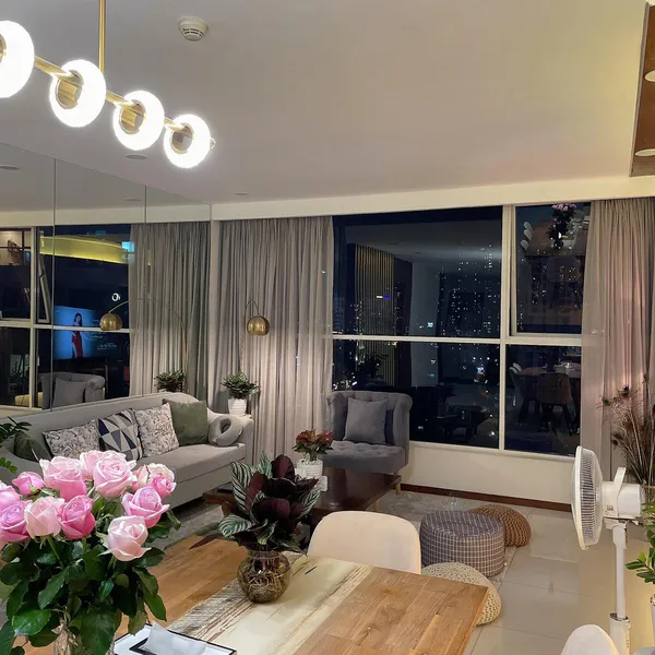 CHỊ HẠNH - QUẬN 2