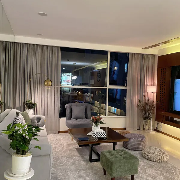 CHỊ HẠNH - QUẬN 2