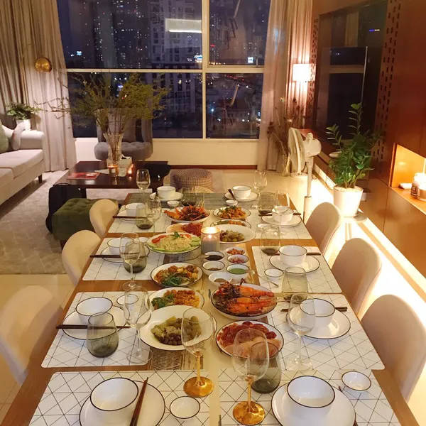 CHỊ HẠNH - QUẬN 2