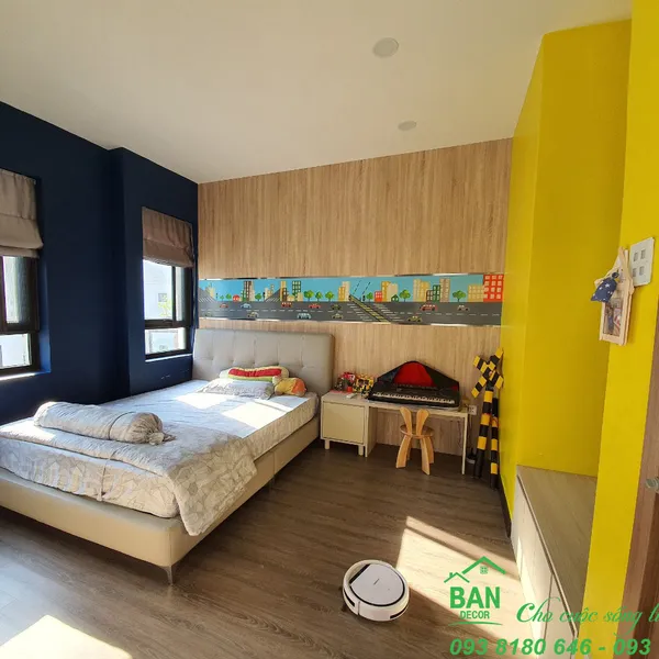 CHỊ TRÚC TẠ - QUẬN 9