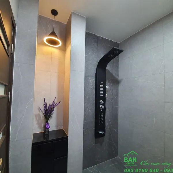 CHỊ TRÚC TẠ - QUẬN 9