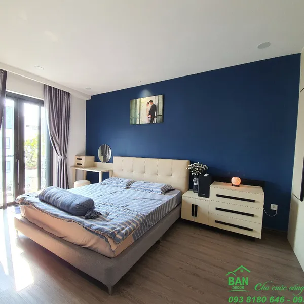 CHỊ TRÚC TẠ - QUẬN 9