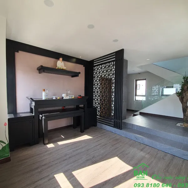 CHỊ TRÚC TẠ - QUẬN 9