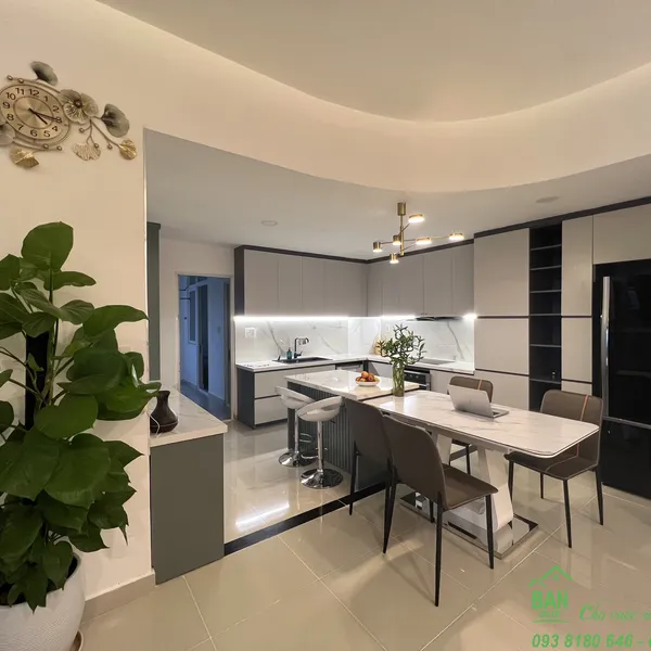 CHỊ VÂN - QUẬN 7