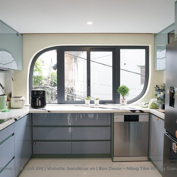 CÔNG TRÌNH THỰC TẾ TỦ BẾP ACRYLIC - TA 12