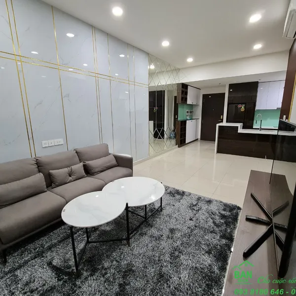 CHỊ SƯƠNG NGUYỄN - QUẬN 4