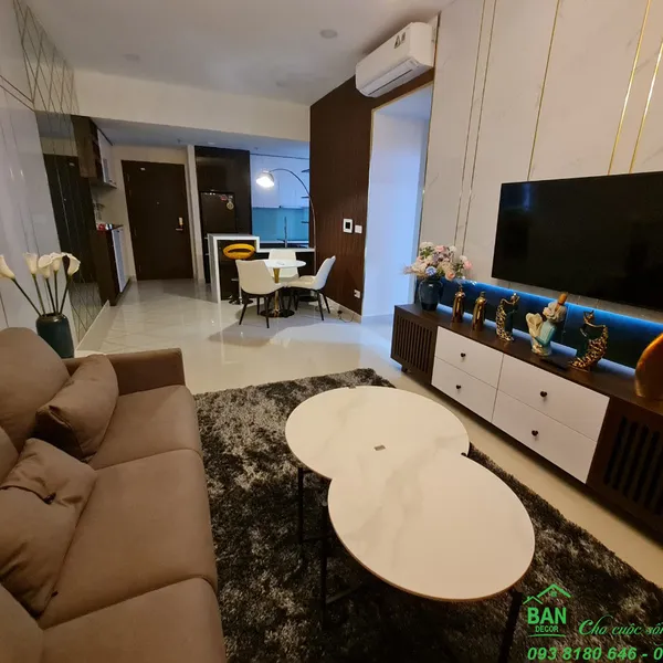 CHỊ SƯƠNG NGUYỄN - QUẬN 4