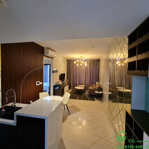 CHỊ SƯƠNG NGUYỄN - QUẬN 4