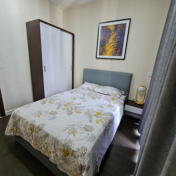 CHỊ SƯƠNG NGUYỄN - QUẬN 4