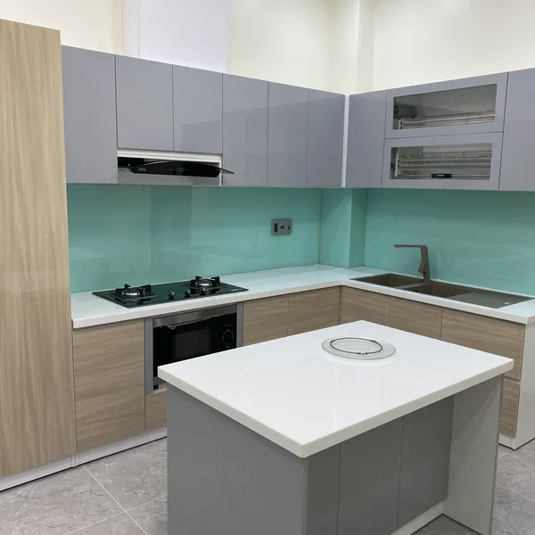 CHỊ THẢO - QUẬN 5