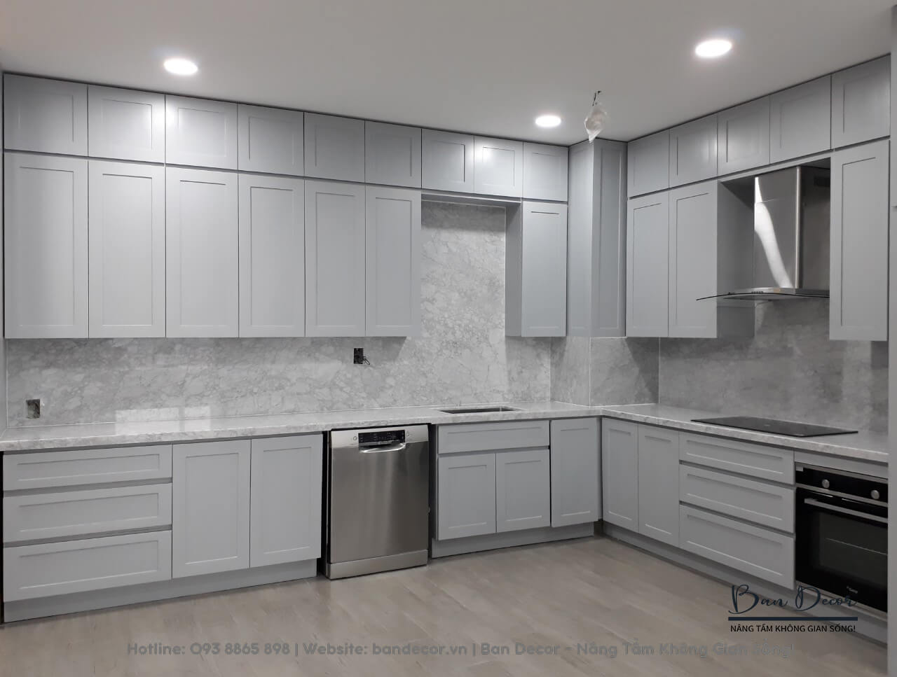 Tủ bếp gỗ công nghiệp