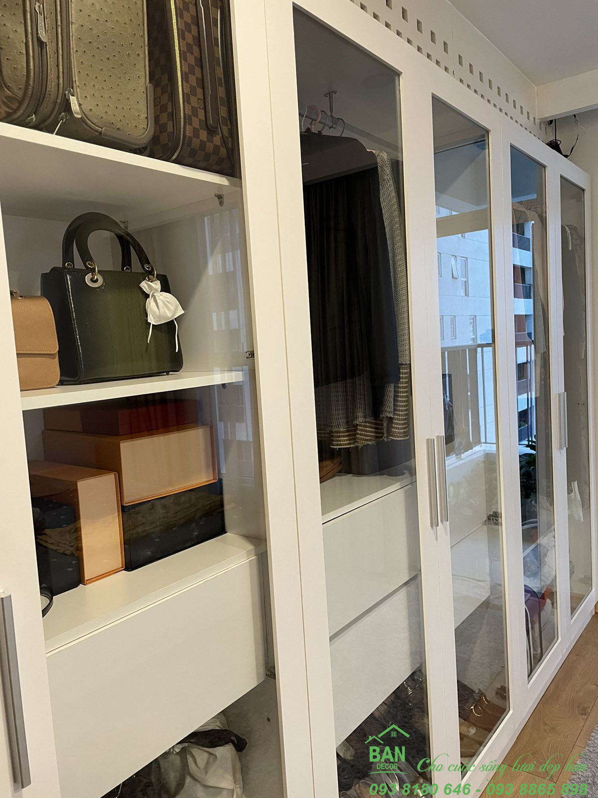 Thiết kế thi công nội thất 24.jpg (579 KB)