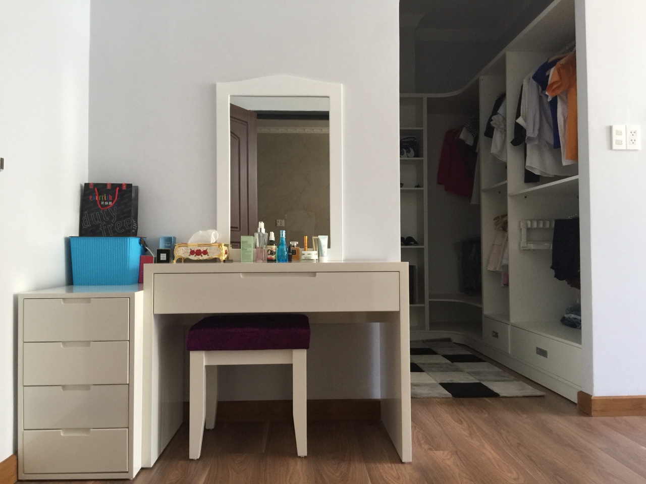 Thiết kế thi công nội thất chi-binh-binh-duong-19.jpg (261 KB)