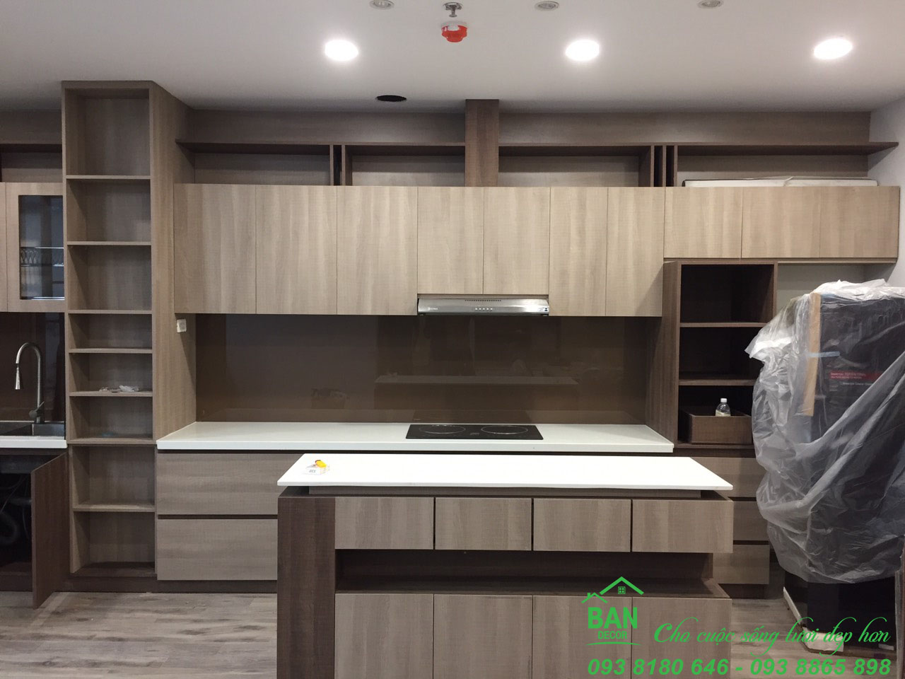 chu-hai-petrolandmark-02.jpg (162 KB)