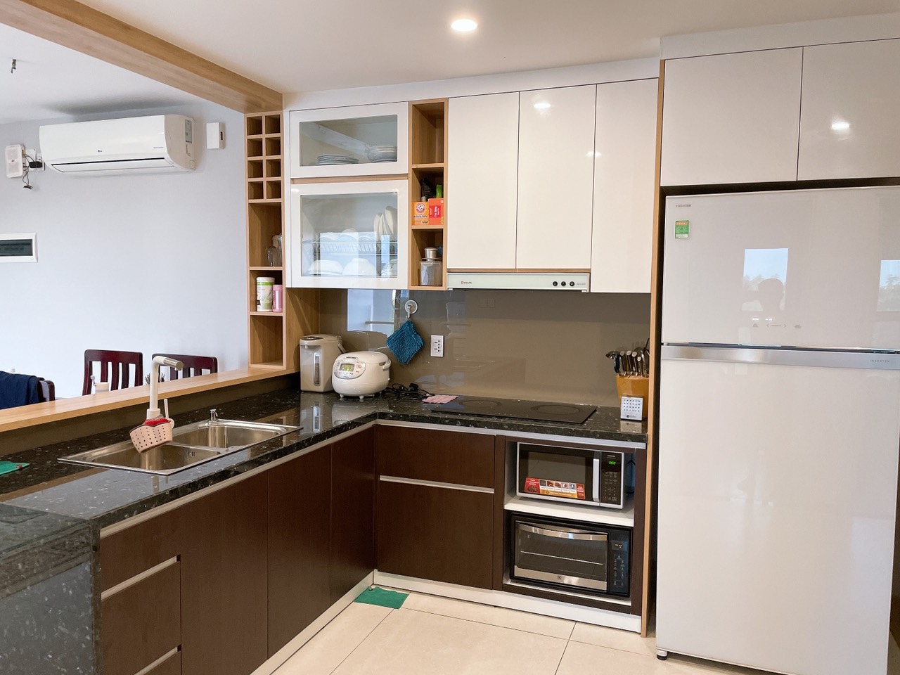 Thiết kế thi công nội thất thi-cong-noi-that-chung-cu-mai-chi-tho-01.jpg (213 KB)