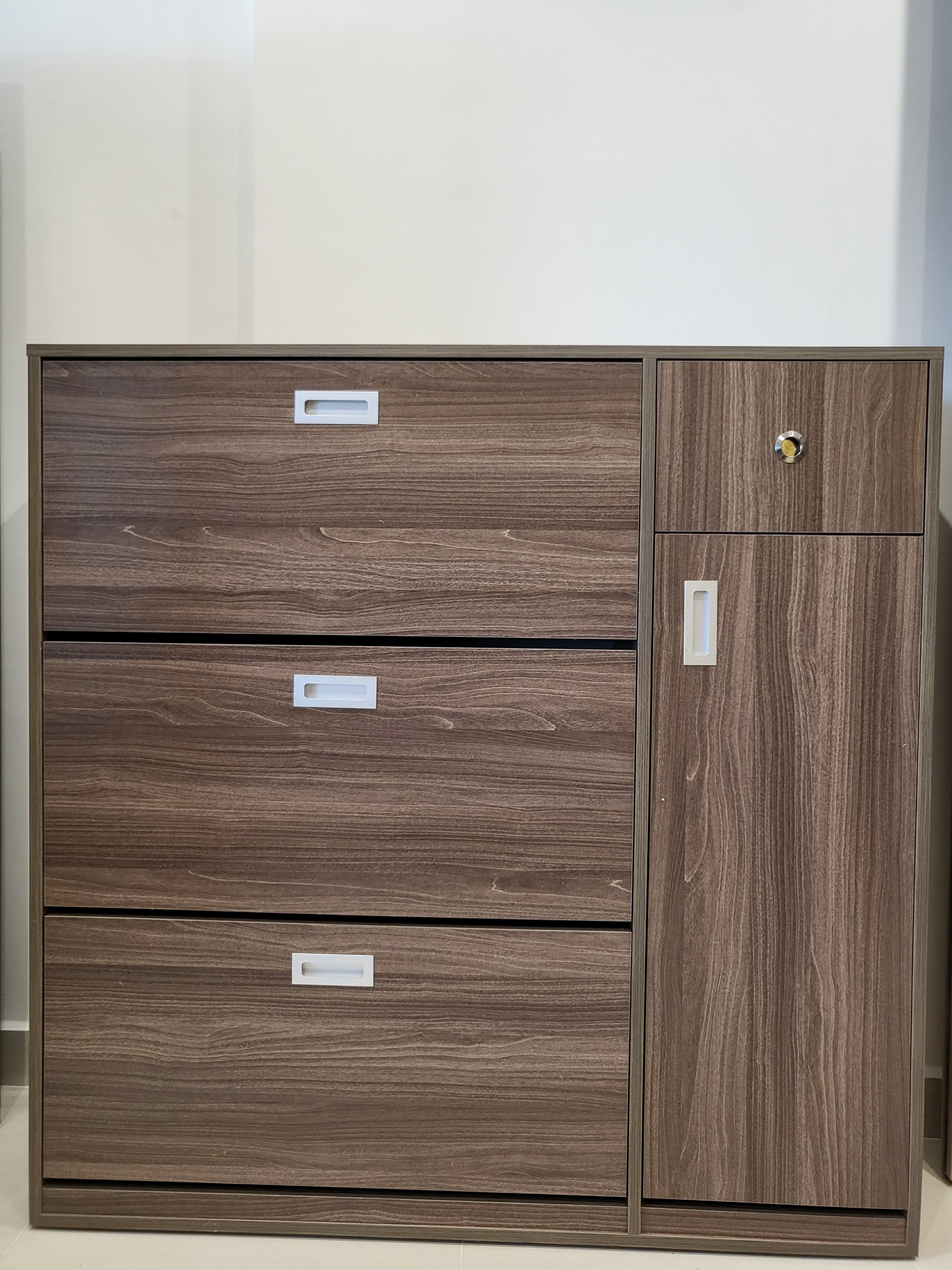 Thiết kế thi công nội thất chung cư thiet-ke-thi-cong-chung-cu-15.jpg (950 KB)