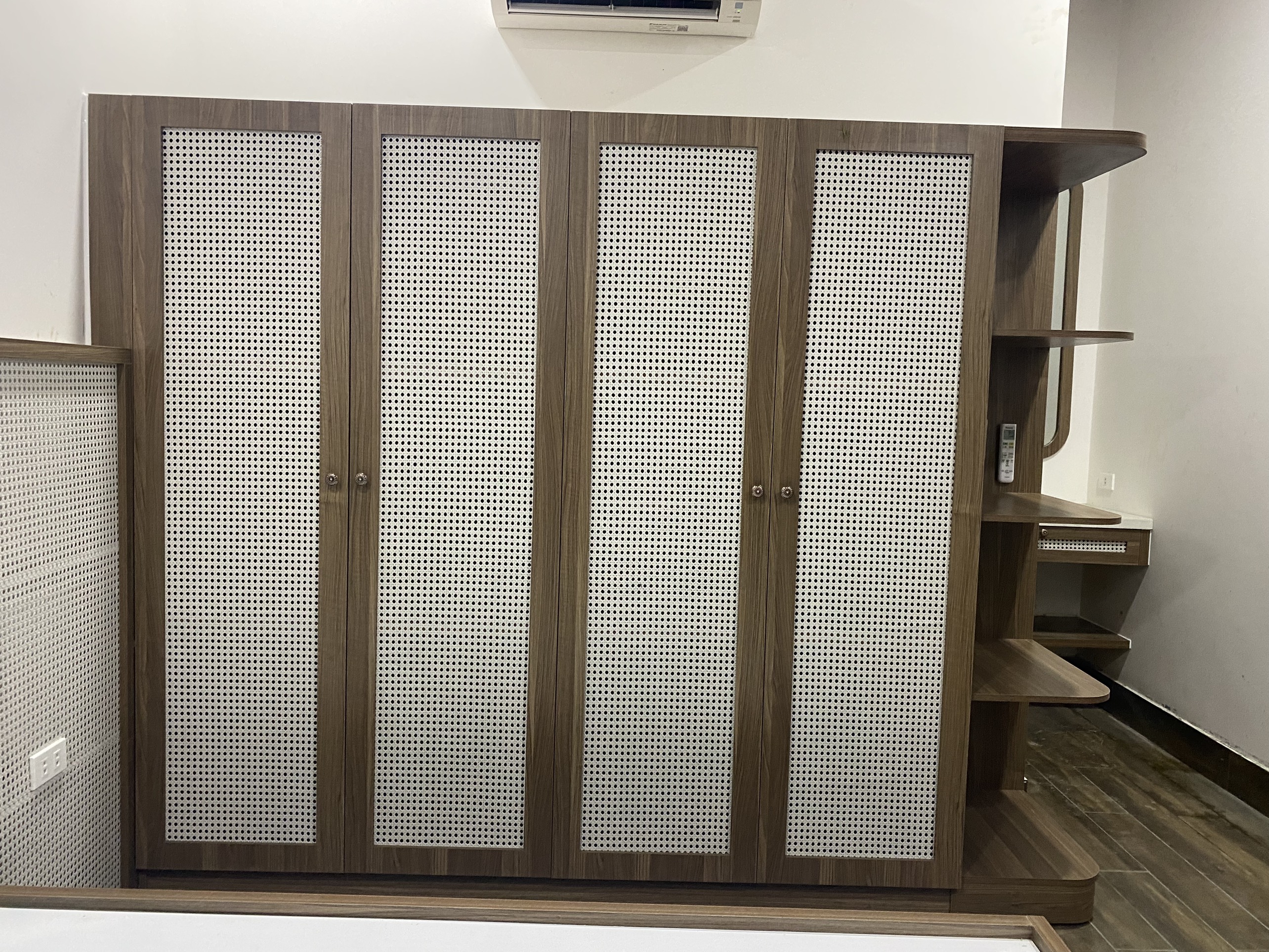 Thiết kế thi công nội thất chung cư thiet-ke-thi-cong-noi-that-09.jpg (1.76 MB)