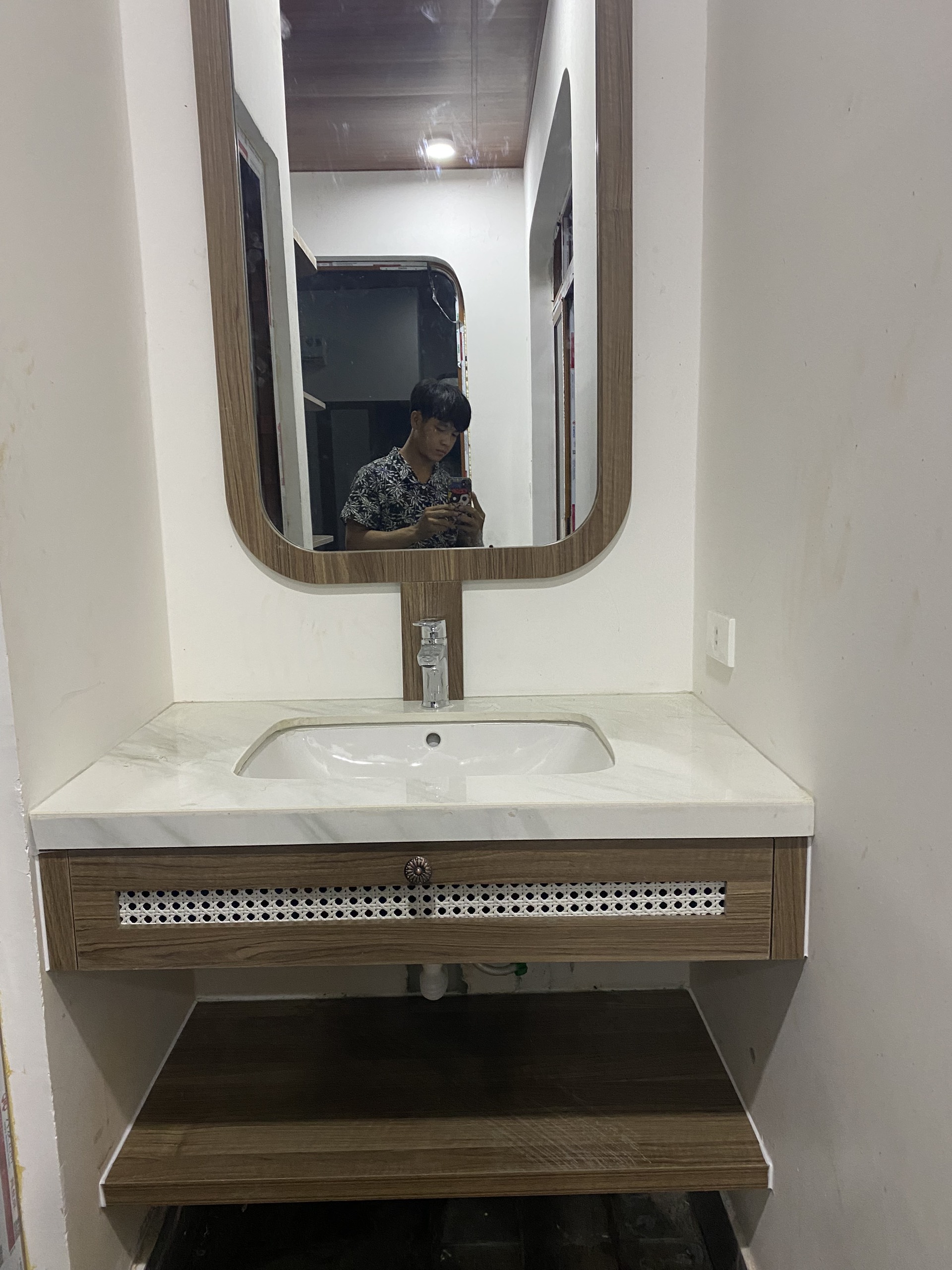 Thiết kế thi công nội thất chung cư thiet-ke-thi-cong-noi-that-21.jpg (767 KB)